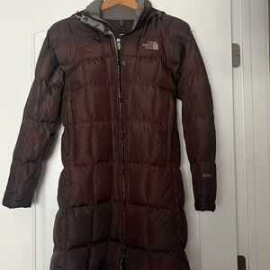 Women’s North Face Down Parka - excellent condition